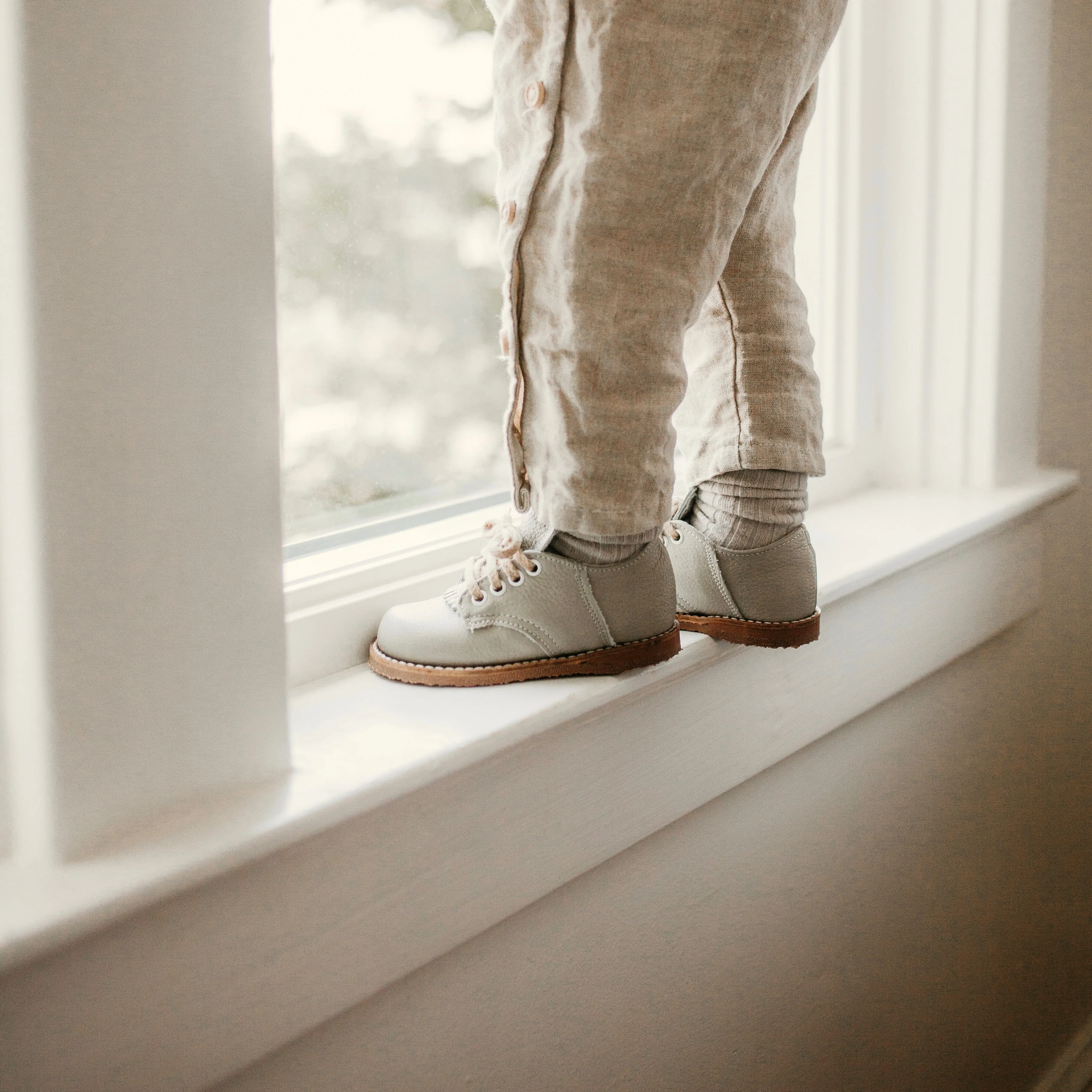 Artie Saddle | Dove Grey