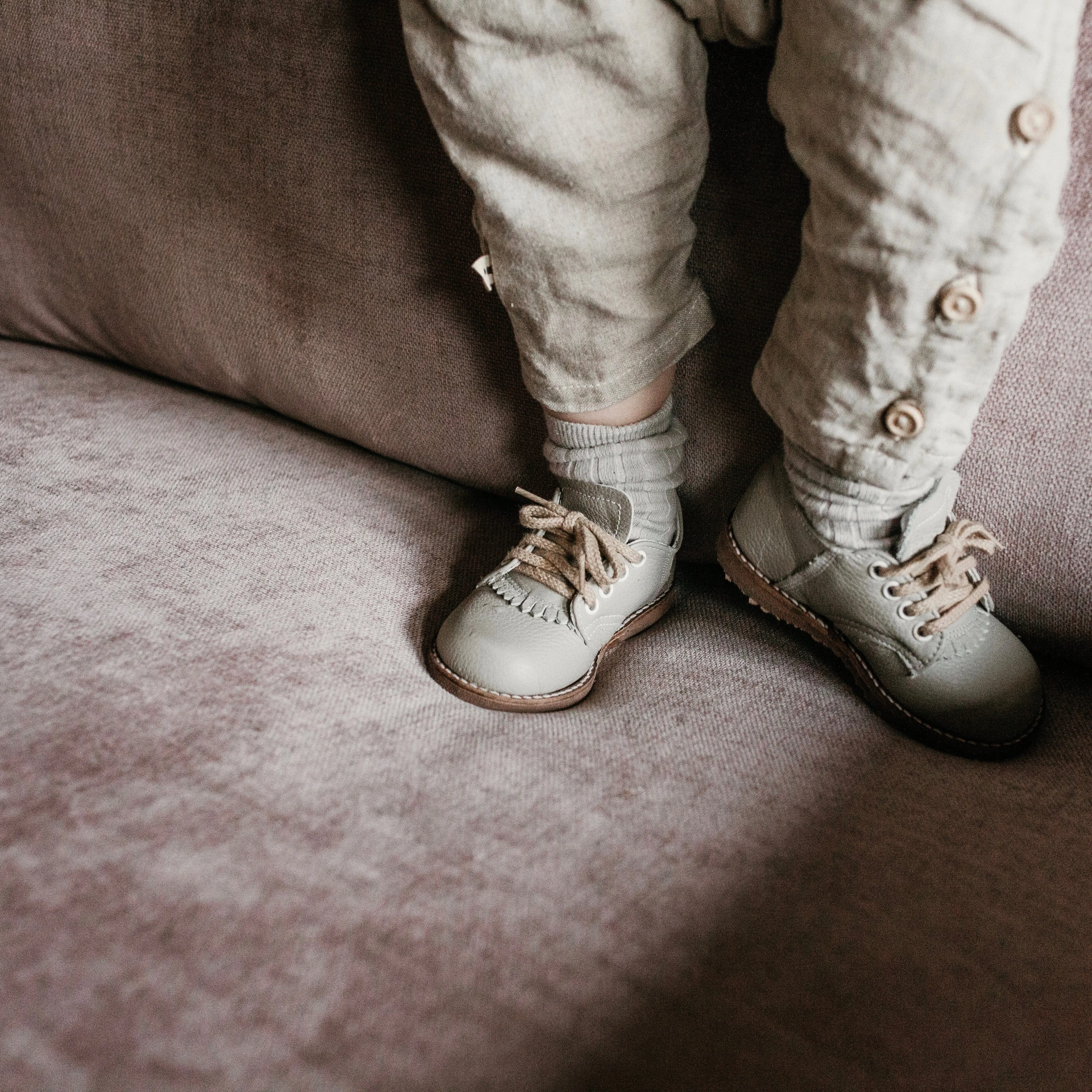 Artie Saddle | Dove Grey