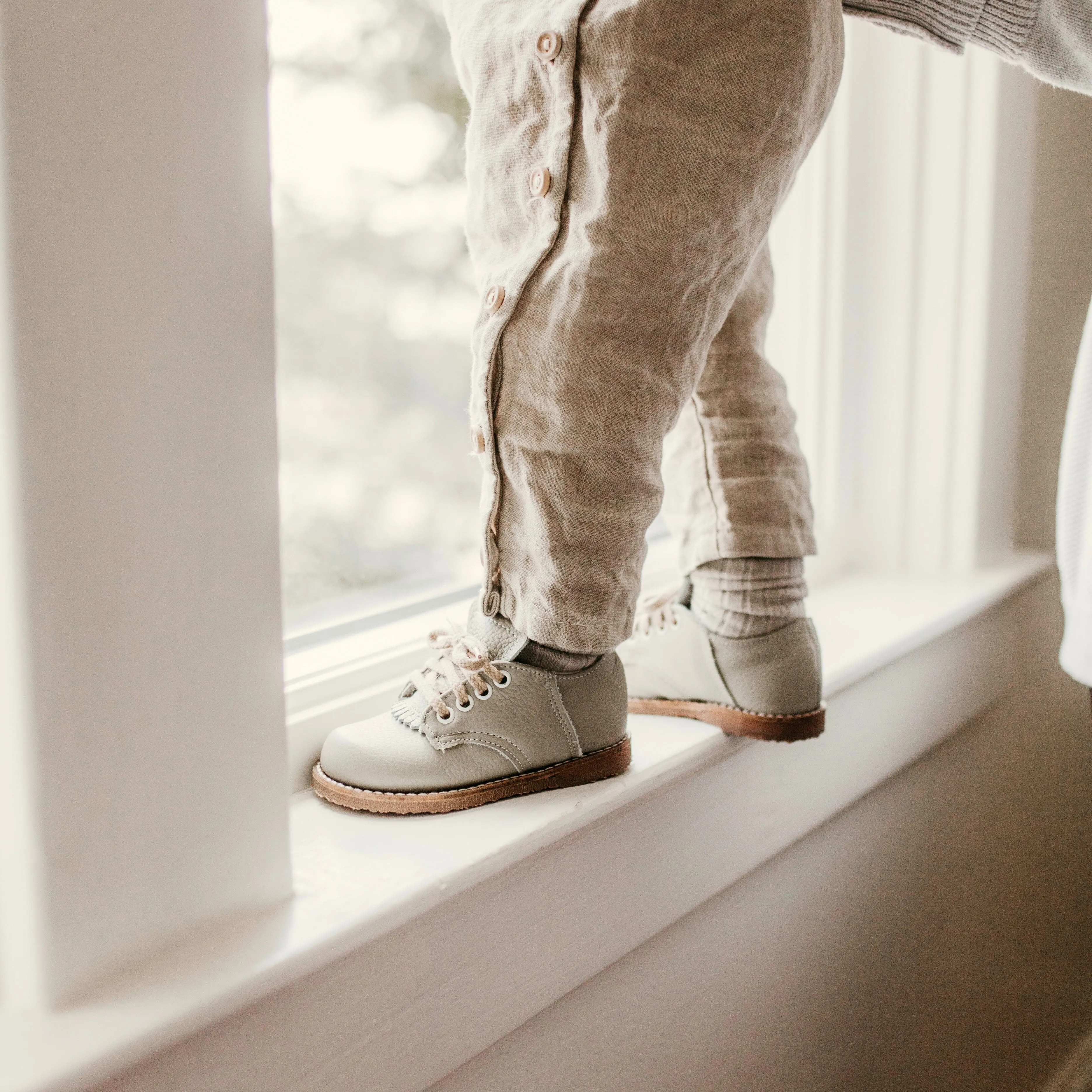 Artie Saddle | Dove Grey