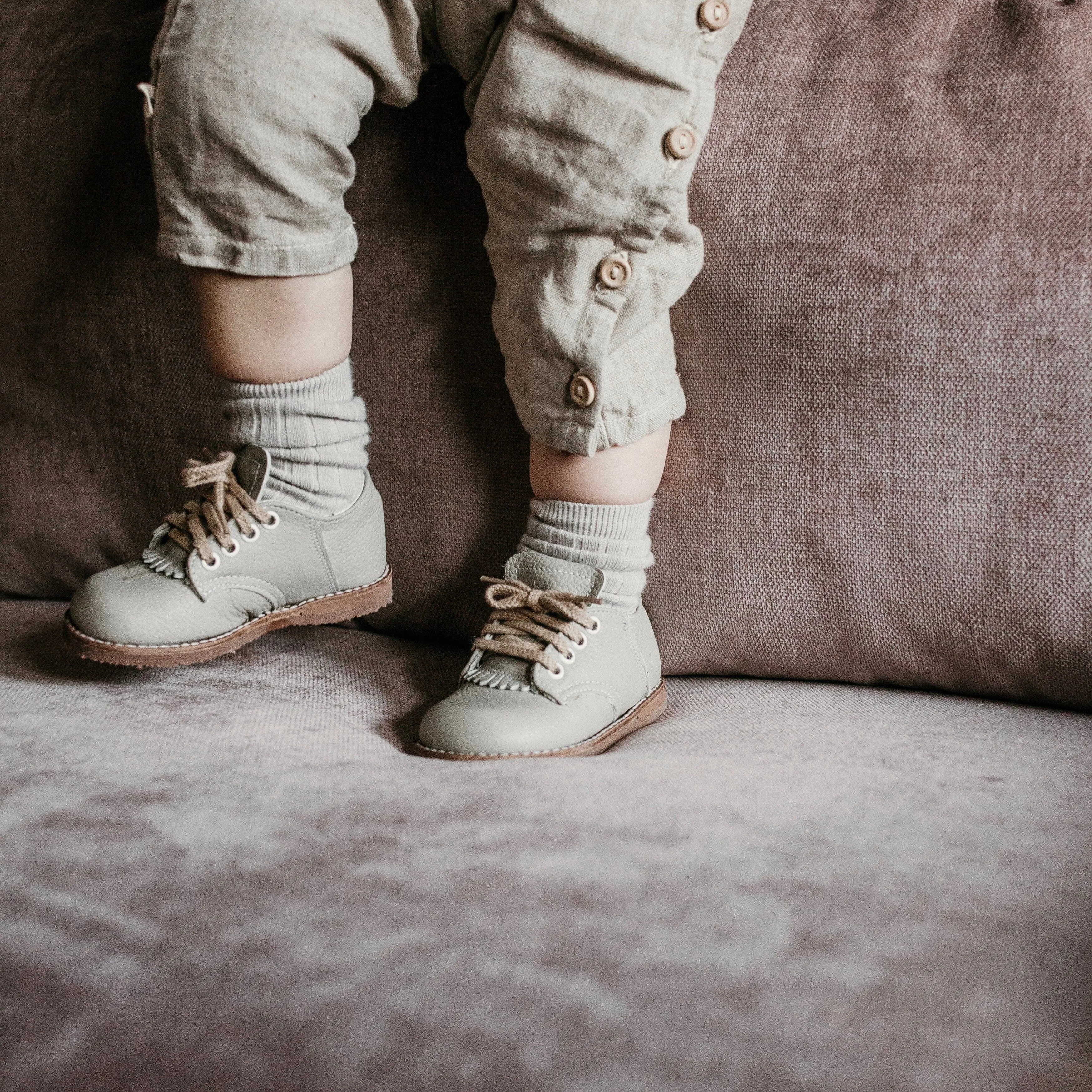 Artie Saddle | Dove Grey