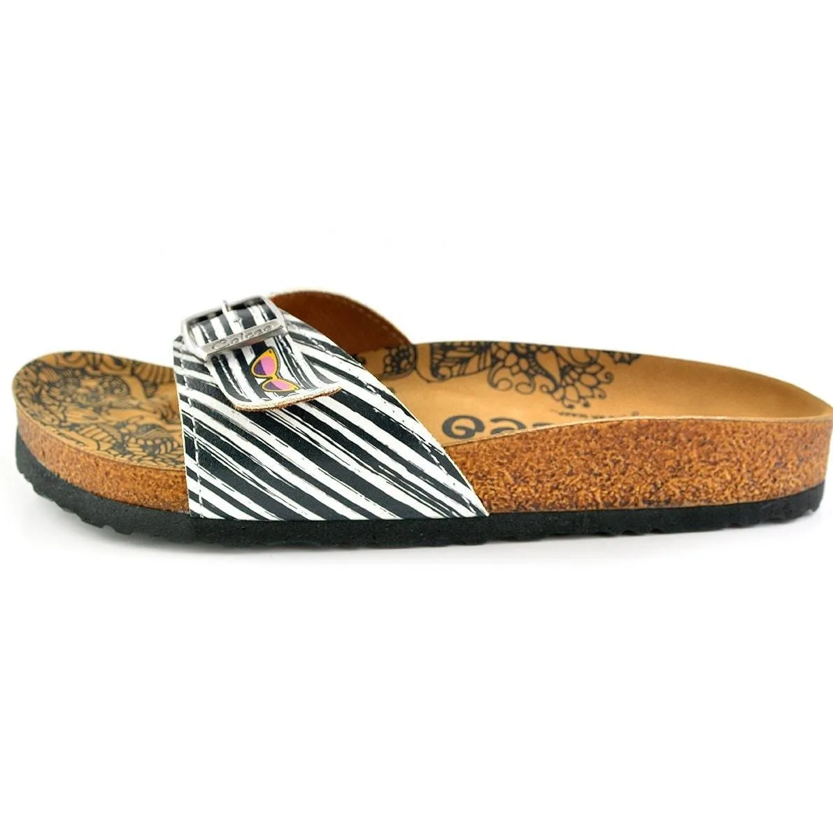 Black & White Lips Buckle-Accent Sandal CAL902