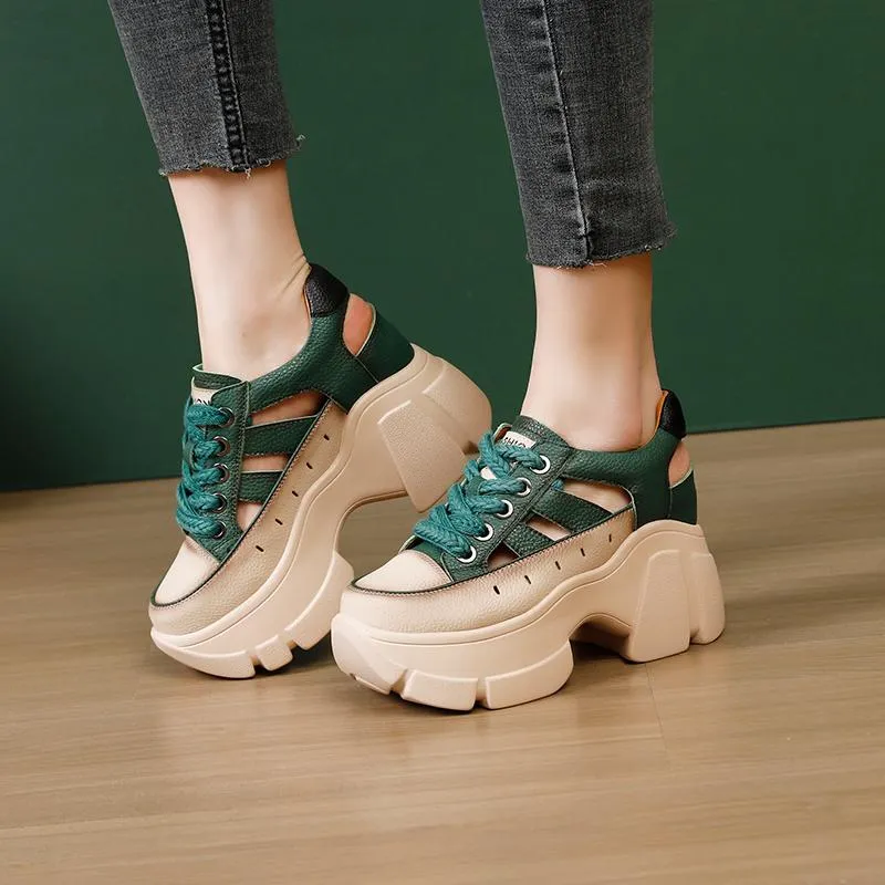 Breathable and versatile corrective sandals