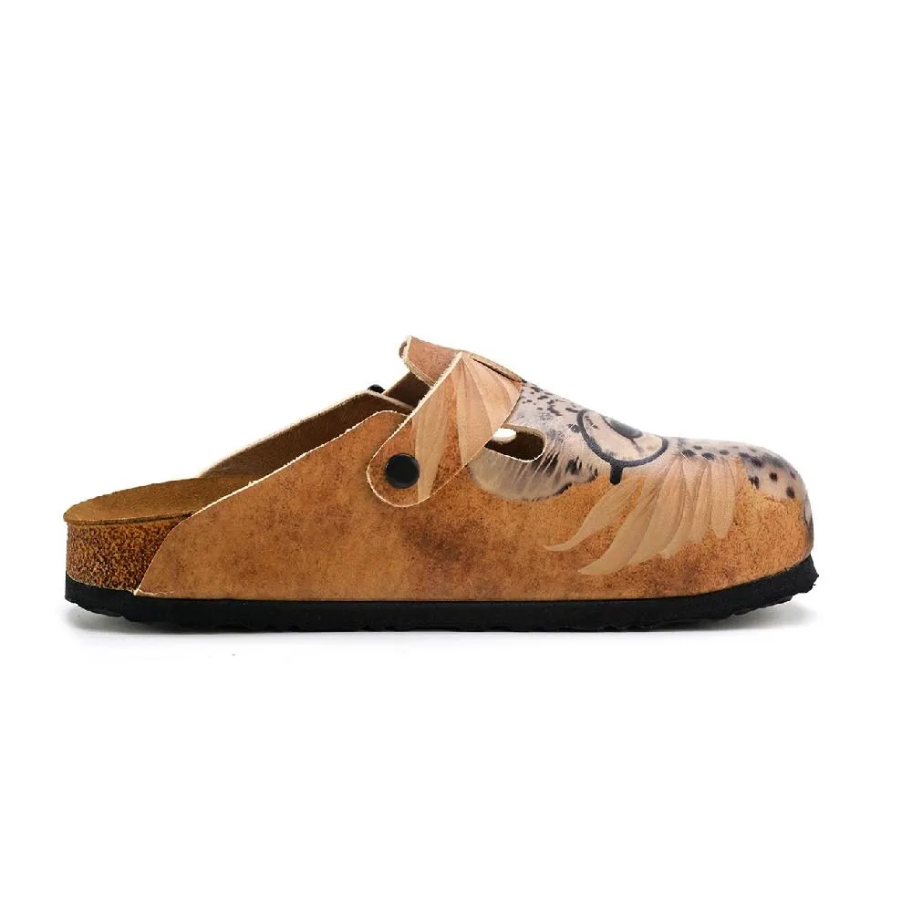 Brown & Tan Buckle-Accent Kitten Glasses Clogs - CAL3410