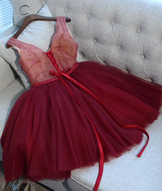 Burgundy v neck tulle applique short prom dress, burgundy homecoming dress