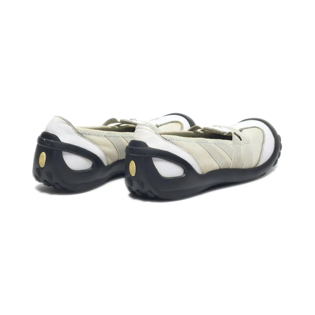 Clarks Pr!Vo Ballerinas Fabric White Colour For Kids