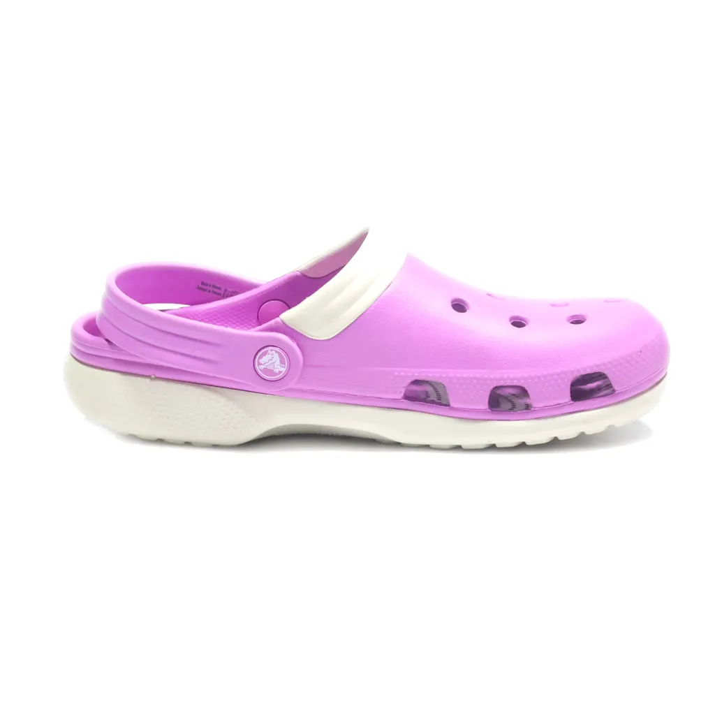 Crocs Classic Clogs Eva Pink Colour For Women