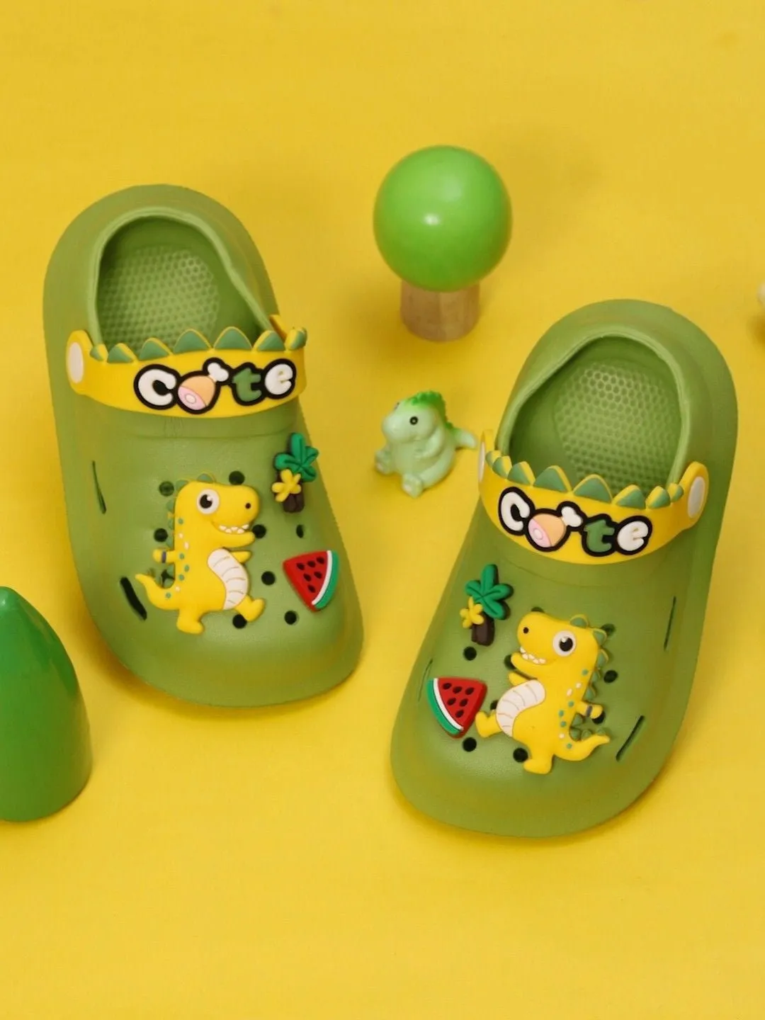 Cute Dino Theme Slip on Clogs for Boys, Green