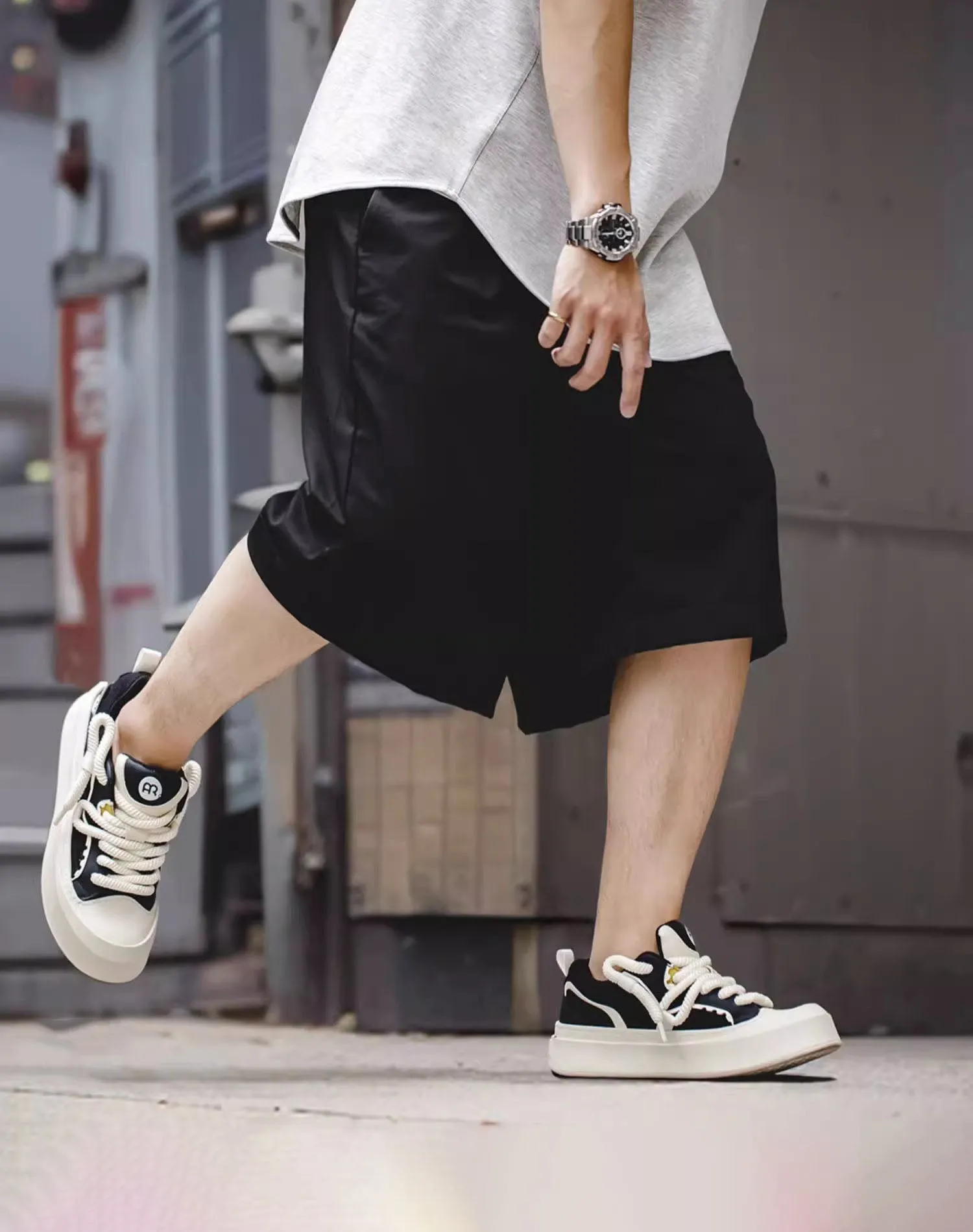 Electric Shark Big Head Breathable Cute Men's Casual Shoes