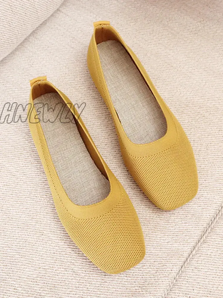 Hnewly - Breathable Solid Color Flat Shoes