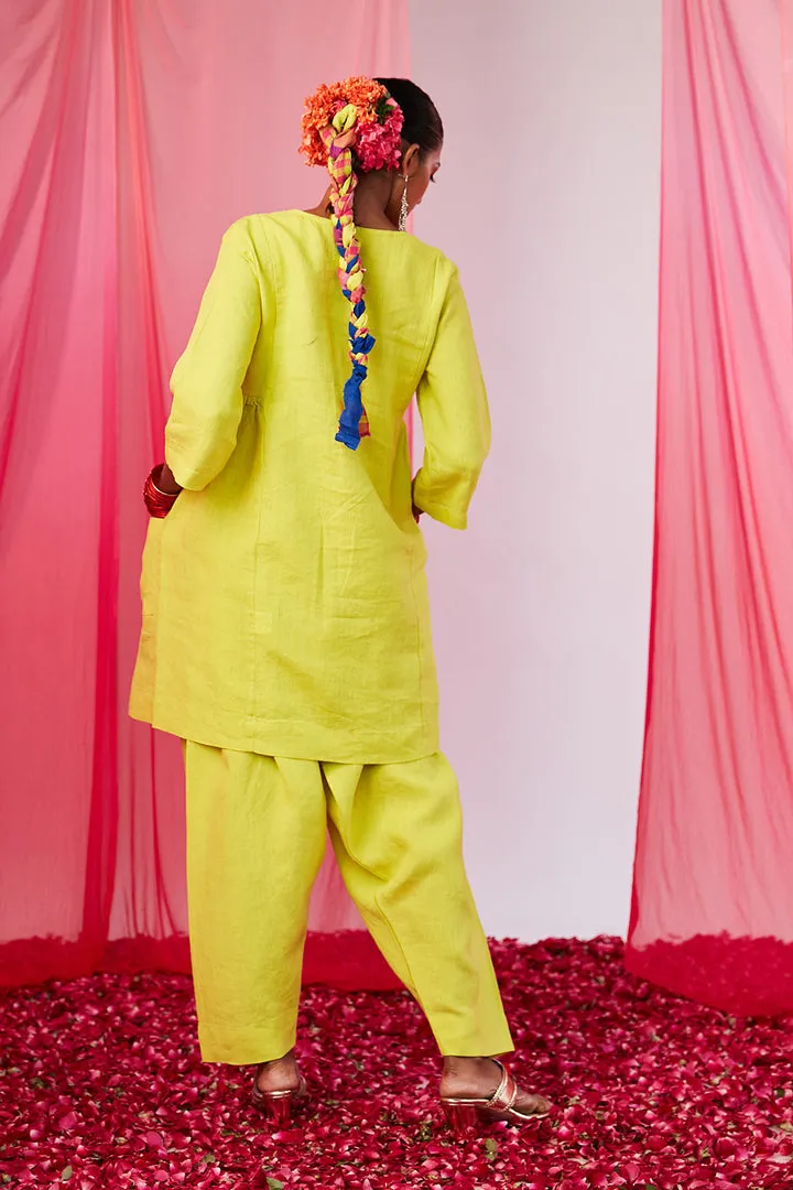 Keri Linen Kurta Set