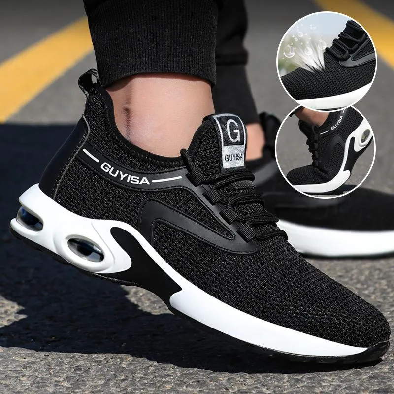 Mesh safety shoes with breathable material