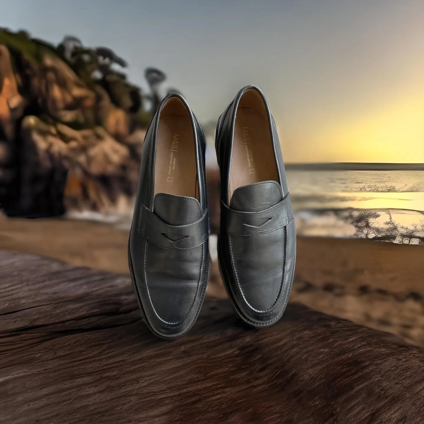 Rubynee vintage y2k Mark & Spencer black loafers