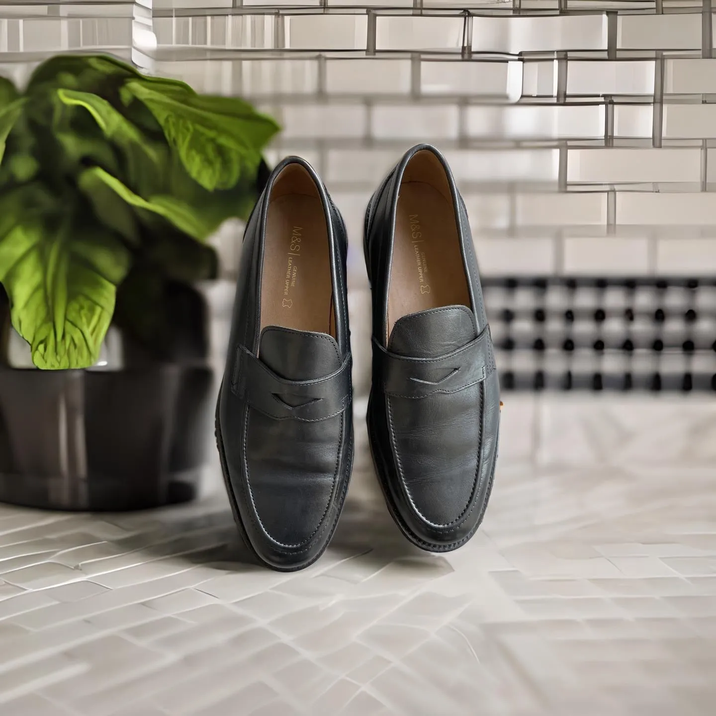 Rubynee vintage y2k Mark & Spencer black loafers