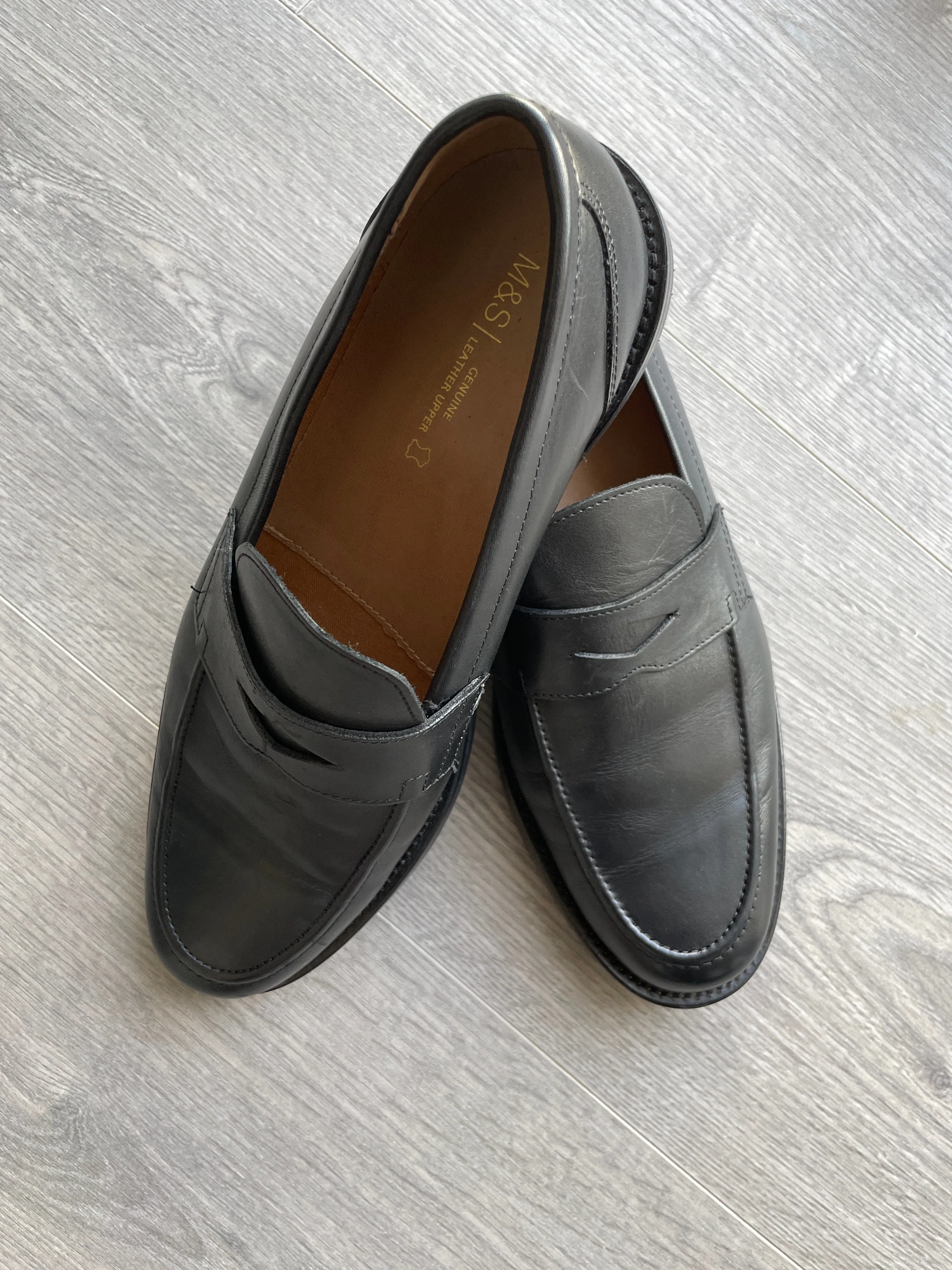 Rubynee vintage y2k Mark & Spencer black loafers