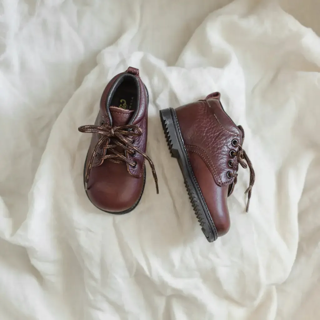 Ryan First Walker | Brown